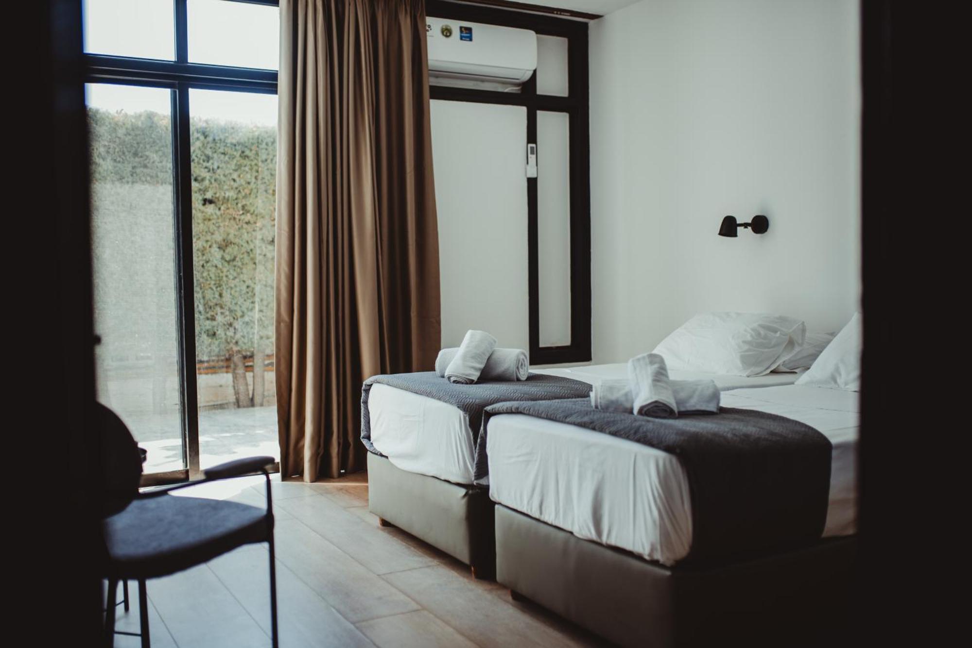 Ovis Hotel Apartments Ayia Napa Eksteriør billede