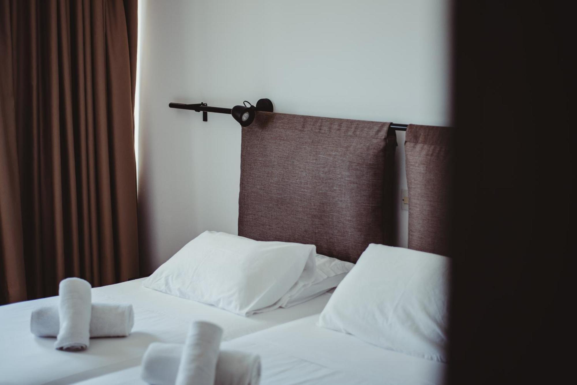 Ovis Hotel Apartments Ayia Napa Eksteriør billede
