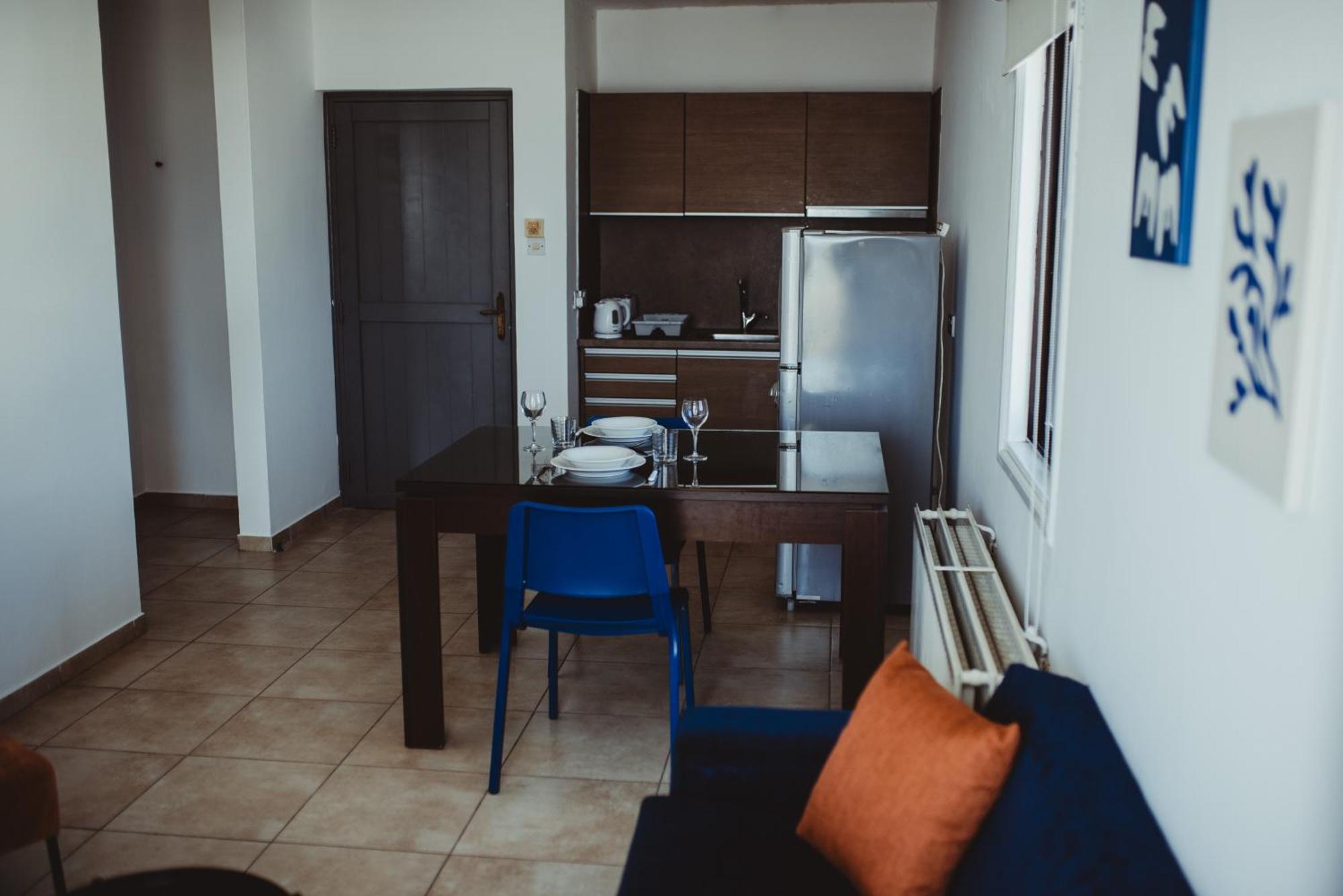 Ovis Hotel Apartments Ayia Napa Eksteriør billede
