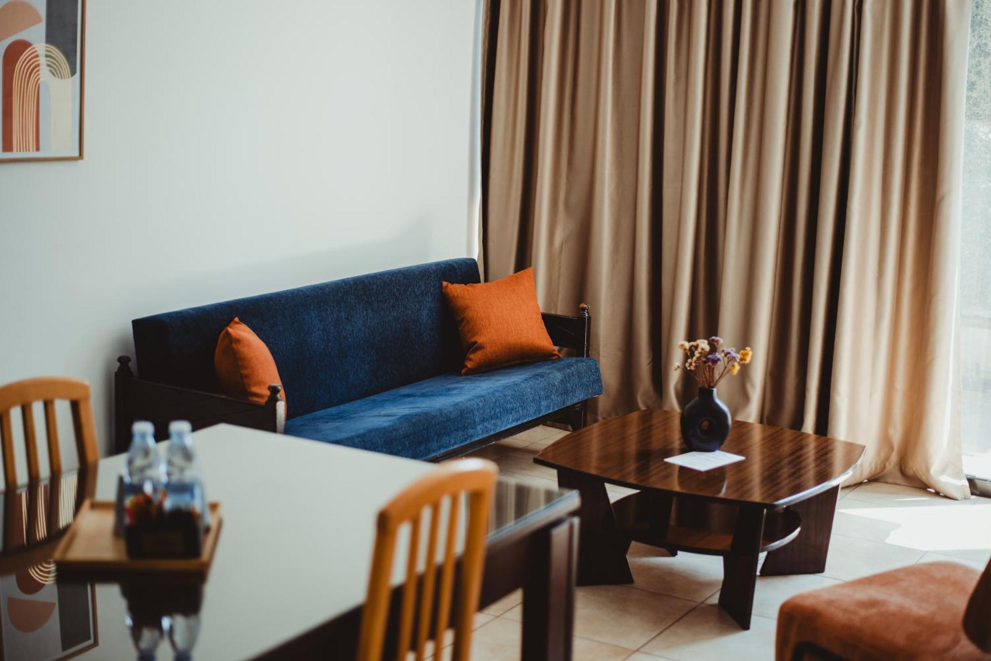 Ovis Hotel Apartments Ayia Napa Eksteriør billede